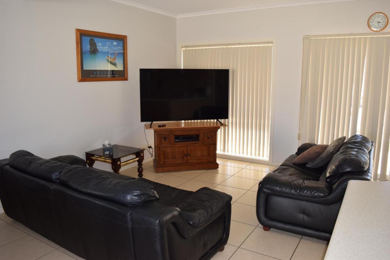 Christies Seahorse Holiday Townhouses Port Noarlunga Exterior foto